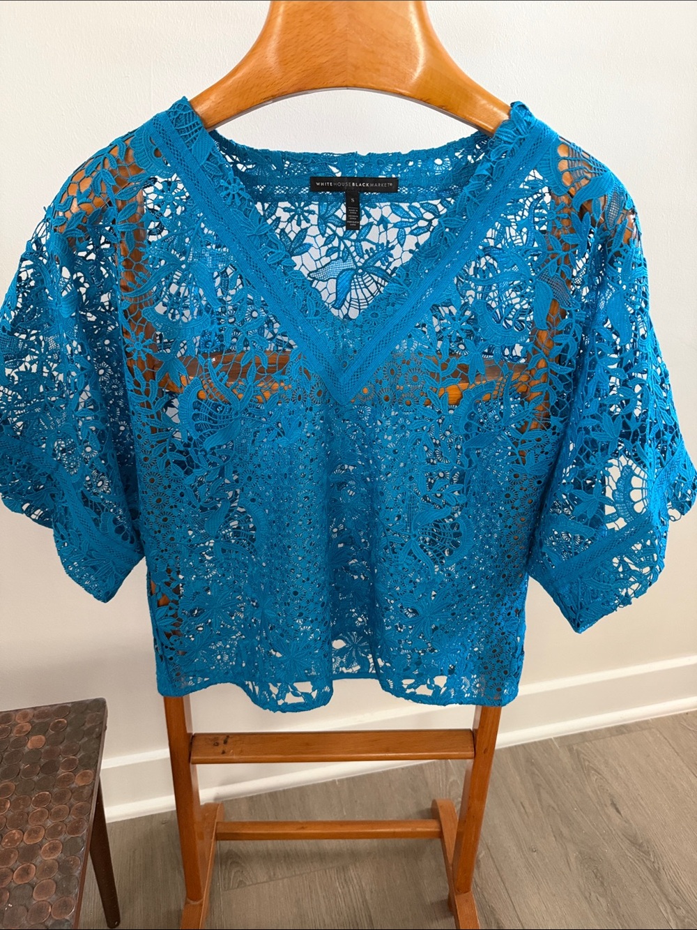 White House Black Market Ocean Blue Lace V-Neck Kimono